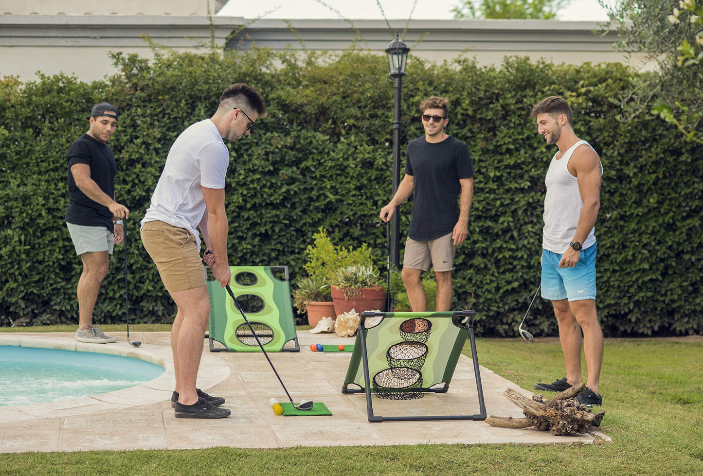 Par 1 Backyard Golf Cornhole Game, Golf Gifts for Men, Golf Accessories for Men, Golf Chipping Game, Golf Equipment, Golf Games for Adults Indoor, Golf Stuff, Golf Training Equipment, Golf Gift